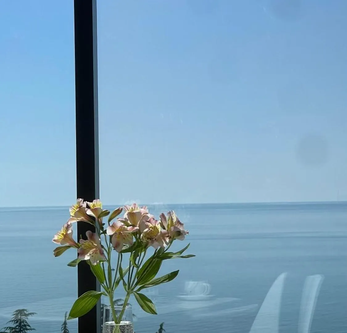 Апартаменты Botanical Breeze Батуми
